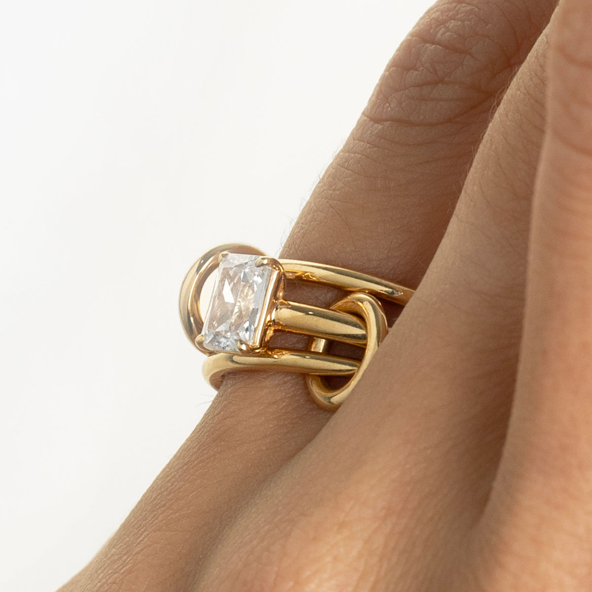 Spinelli Kilcollin Nysa Emerald Cut ring, view 3