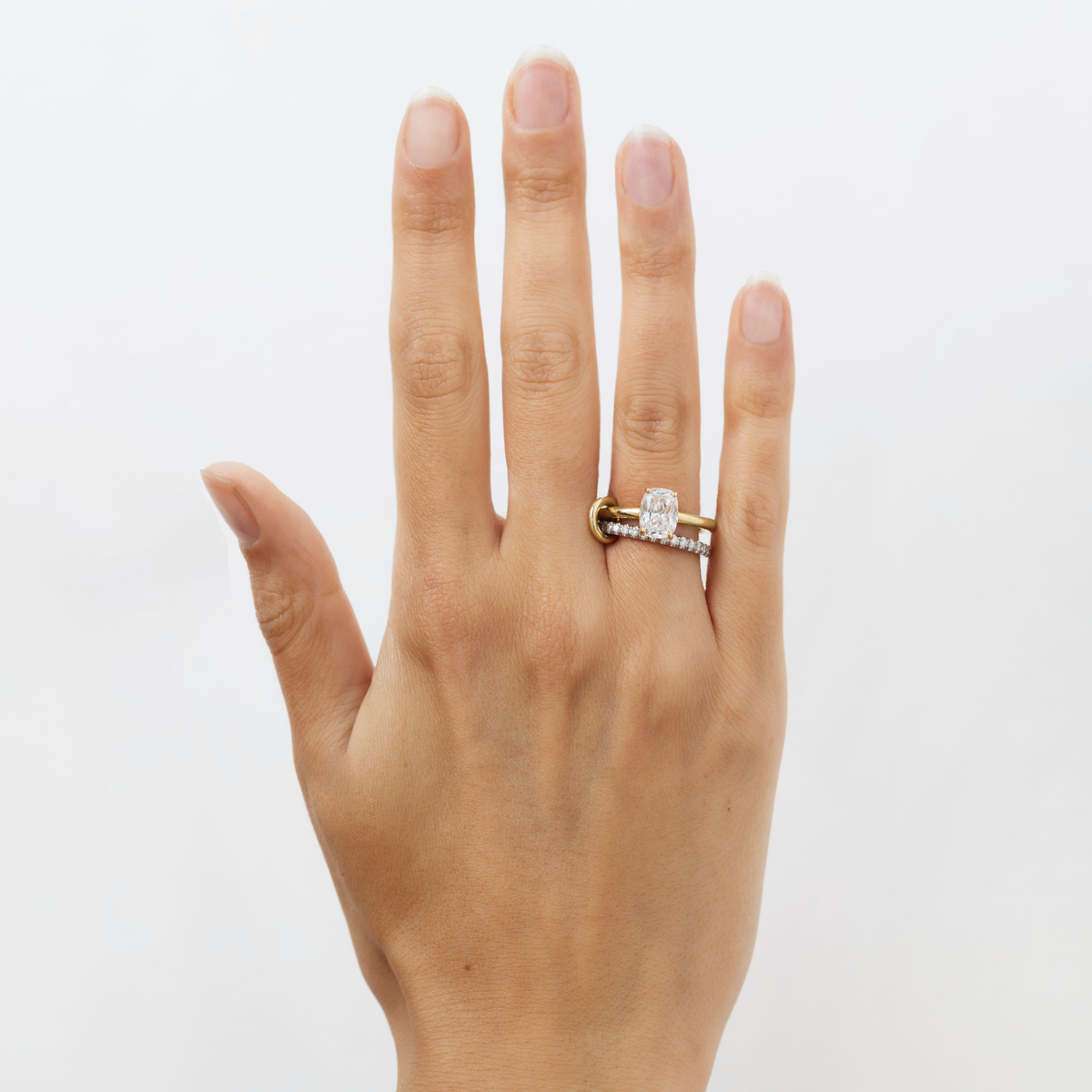 Spinelli Kilcollin Vera Elongated Cushion Cut ring, view 2