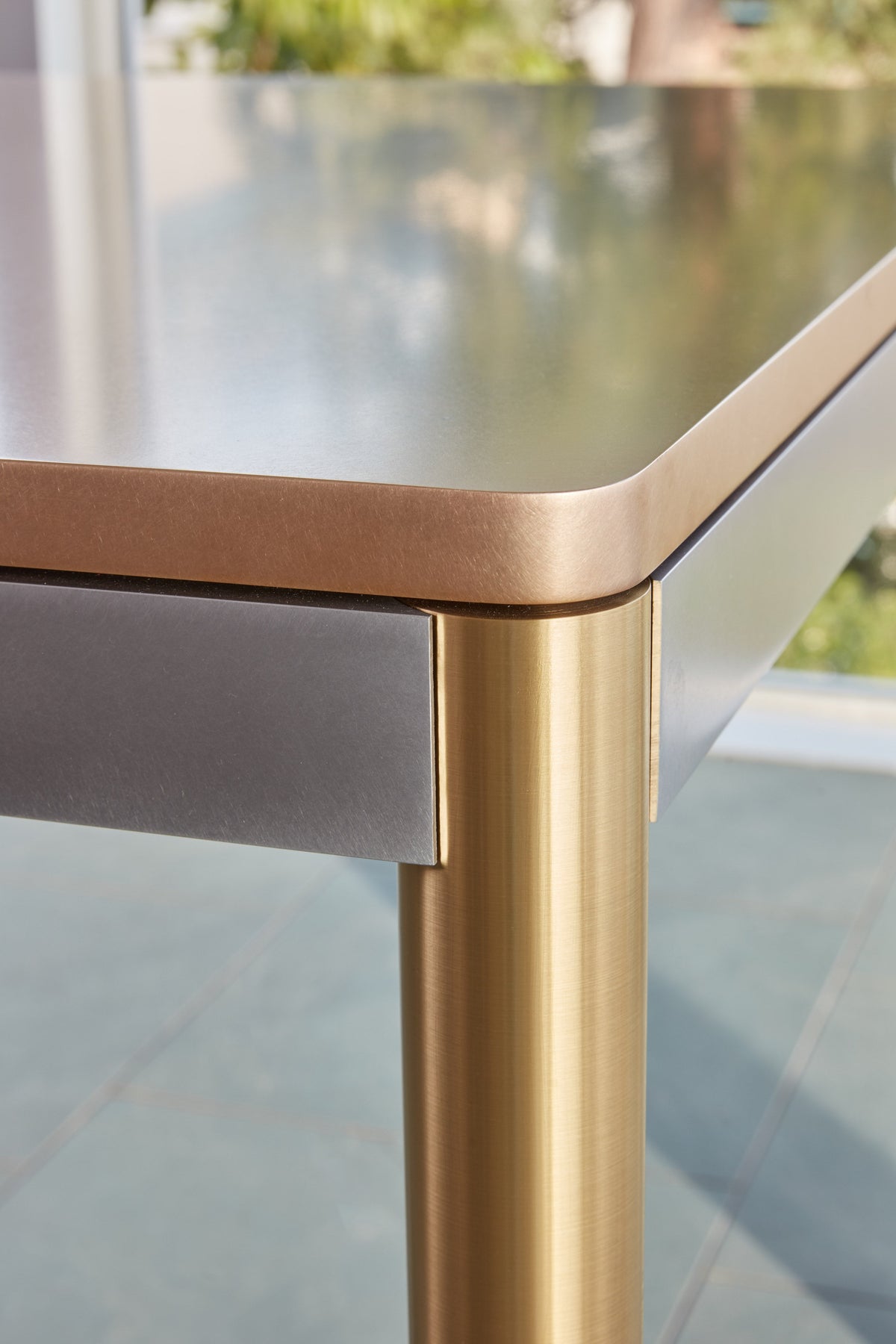 Spinelli Kilcollin Elam Table